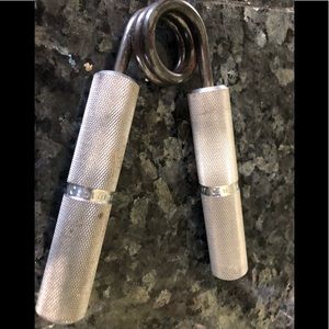 Captain Crush Gripper